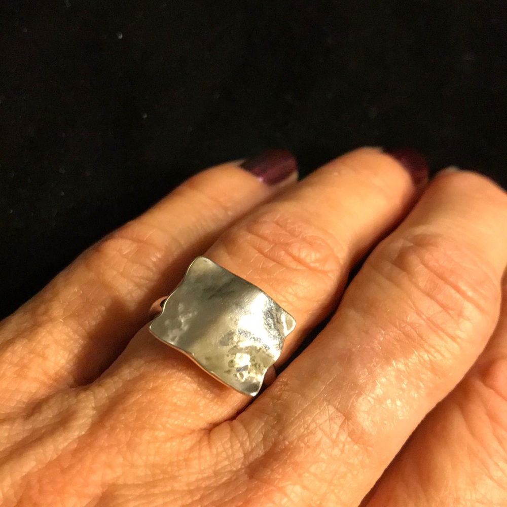 Silpada - hammered ring